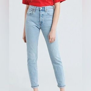 Levi’s Wedgie Size 31